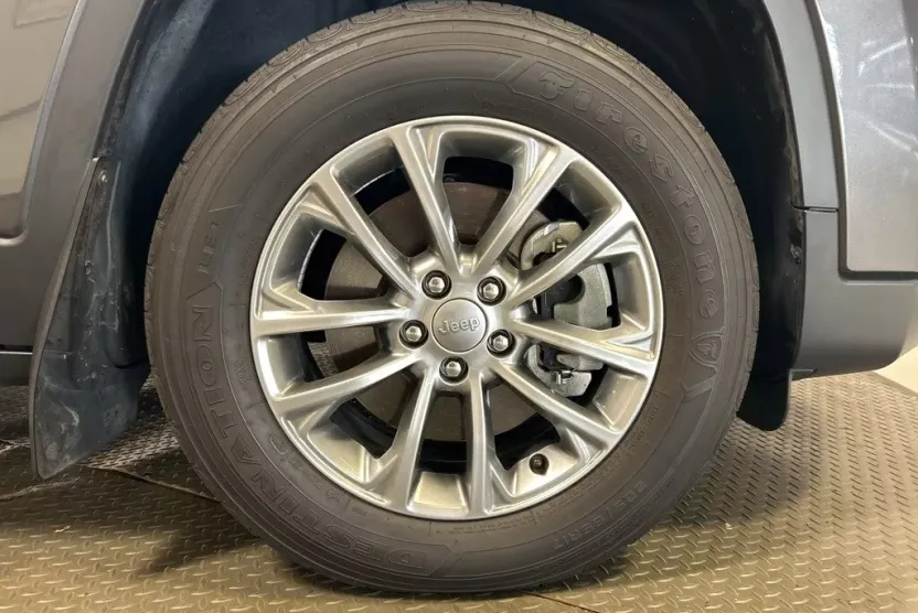 2022 Jeep Cherokee Latitude Lux photo 1
