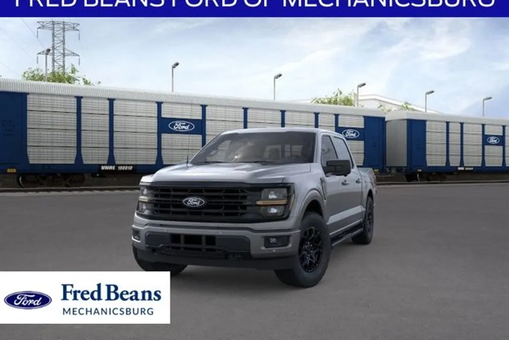 2025 Ford F-150 XLT photo 1