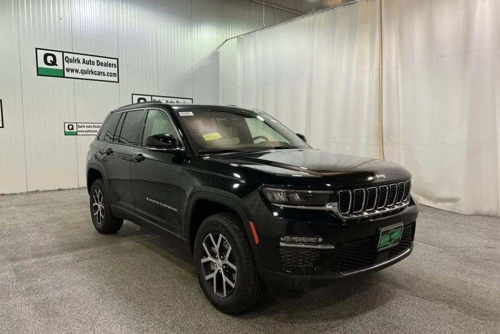 2025 Jeep Grand Cherokee Limited photo 1
