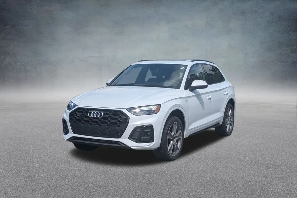 2025 Audi Q5 45 S line Premium photo 1