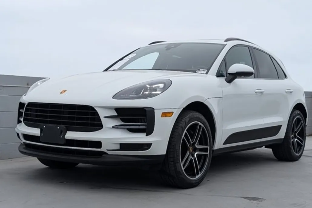 2021 Porsche Macan S photo 1