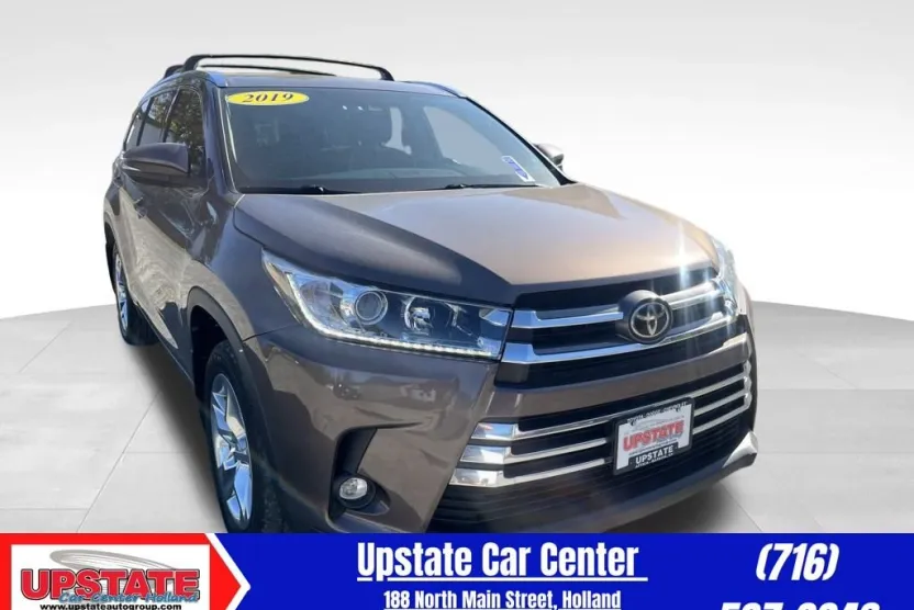 2019 Toyota Highlander Limited photo 1