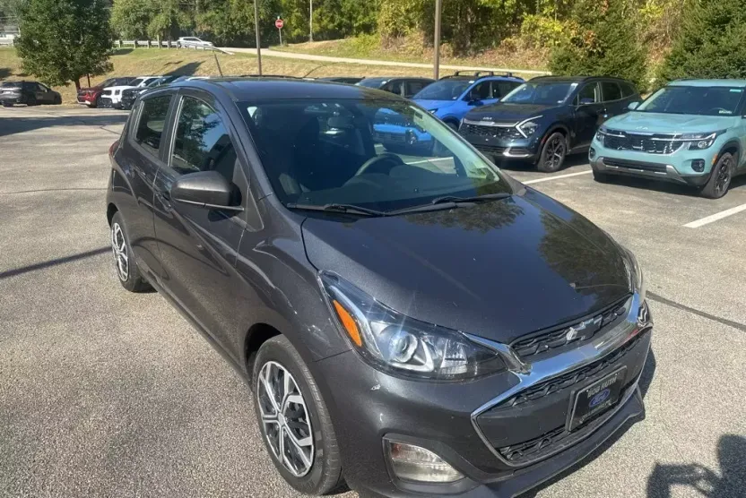 2021 Chevrolet Spark LS photo 1