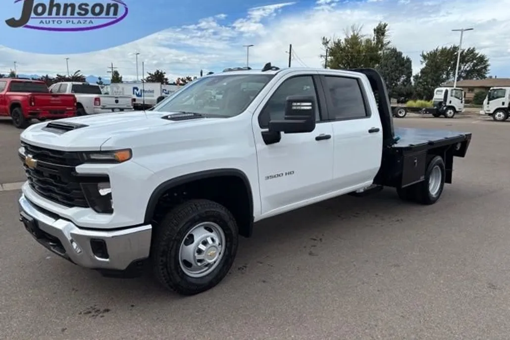 2025 Chevrolet Silverado 3500HD Work Truck photo 1