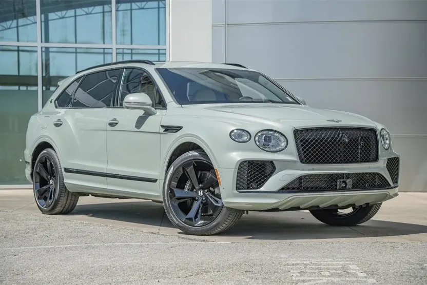 2025 Bentley Bentayga EWB photo 1