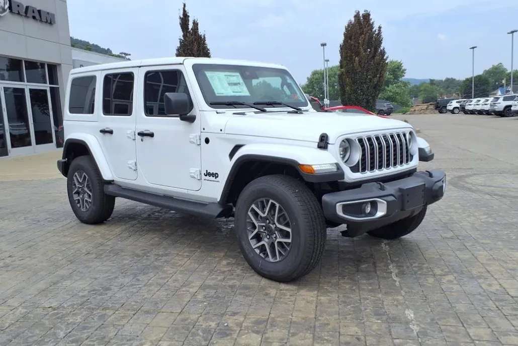 2025 Jeep Wrangler Sahara photo 1
