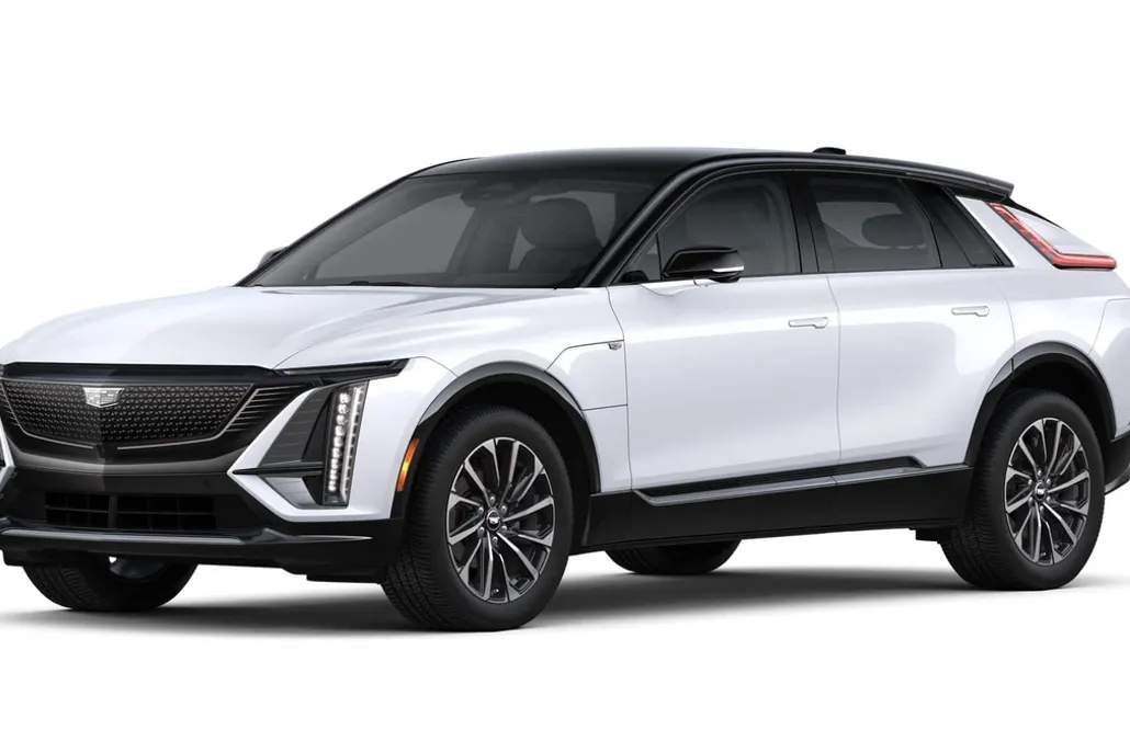 2026 Cadillac Lyriq Sport photo 1