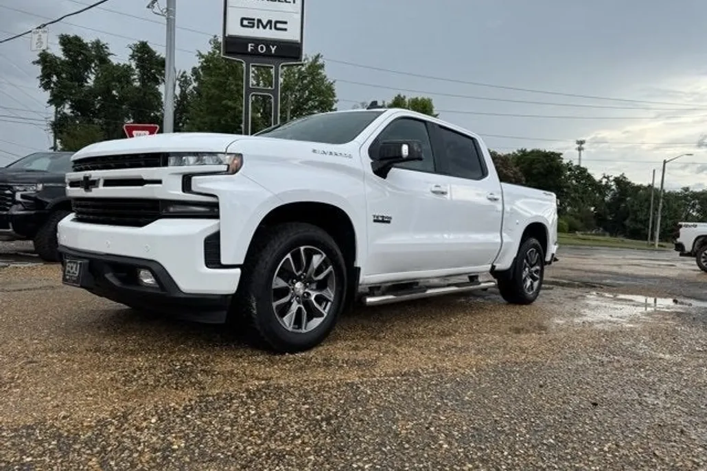 2022 Chevrolet Silverado 1500 RST photo 1