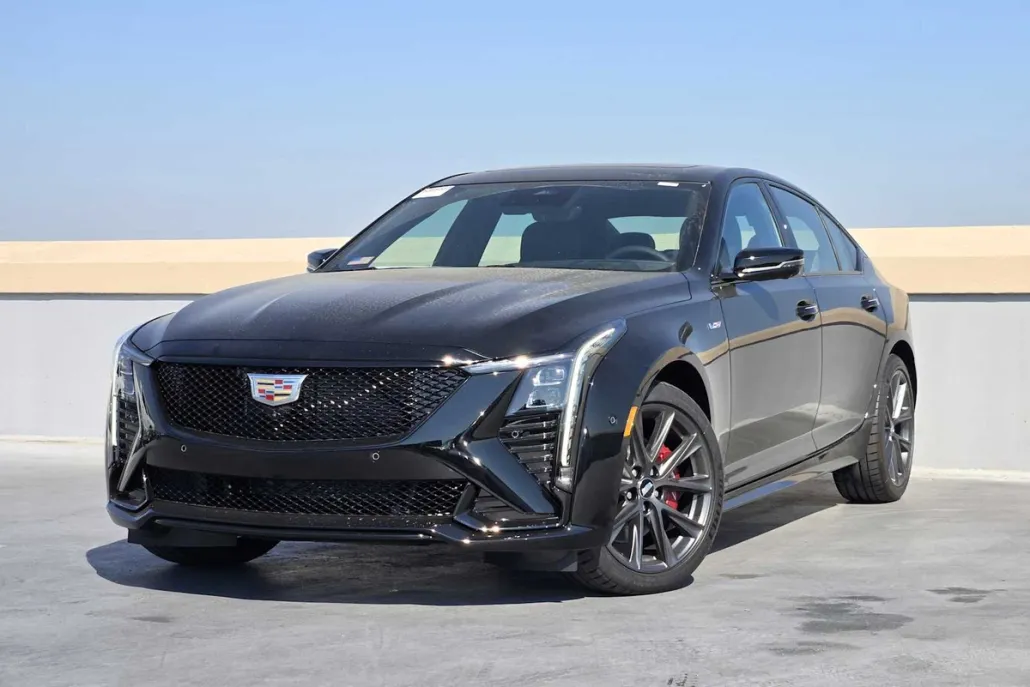2026 Cadillac CT5 V photo 1