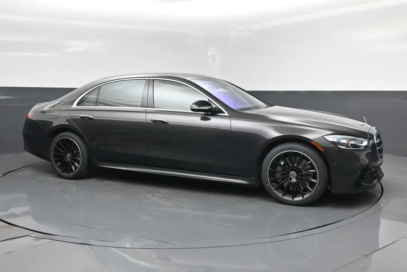 2019 Mercedes Benz C 43 AMG photo 1