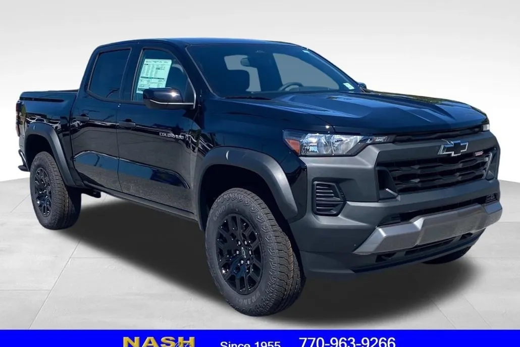 2026 Chevrolet Colorado Trail Boss photo 1