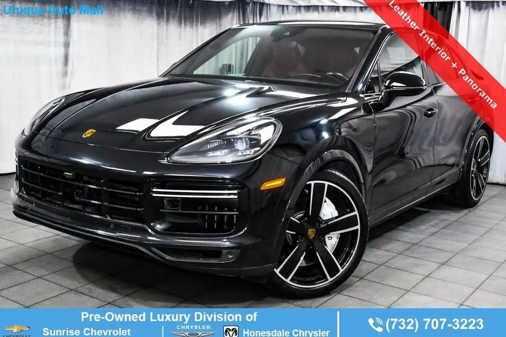 2021 Porsche Cayenne Coupe Turbo photo 1