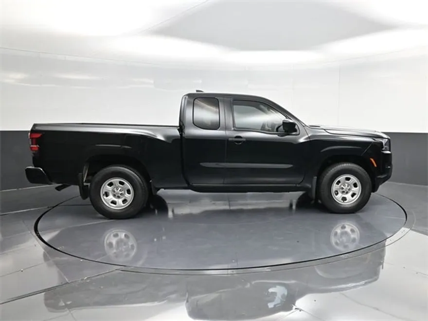 2023 Nissan Frontier S photo 1