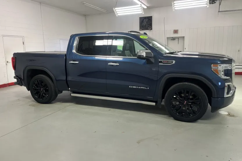 2022 Gmc Sierra 1500 Limited Denali photo 1