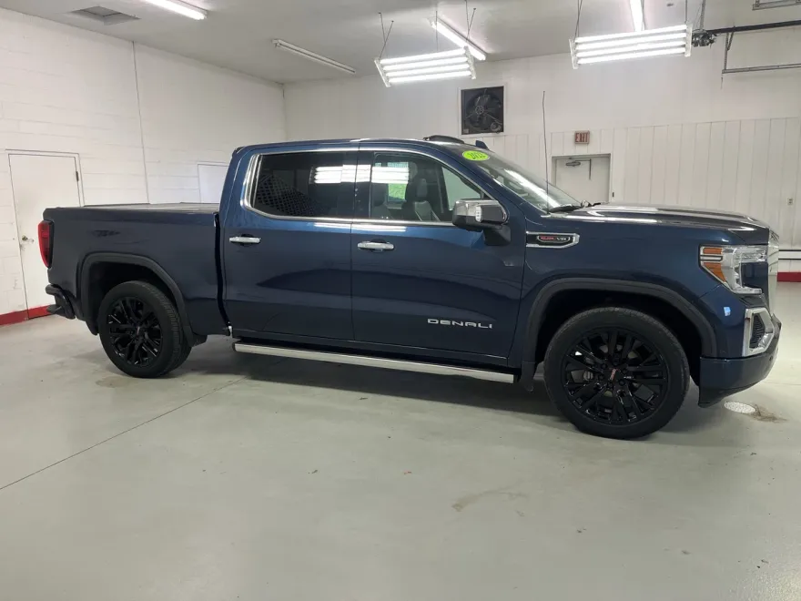 2022 Gmc Sierra 1500 Limited Denali photo 1