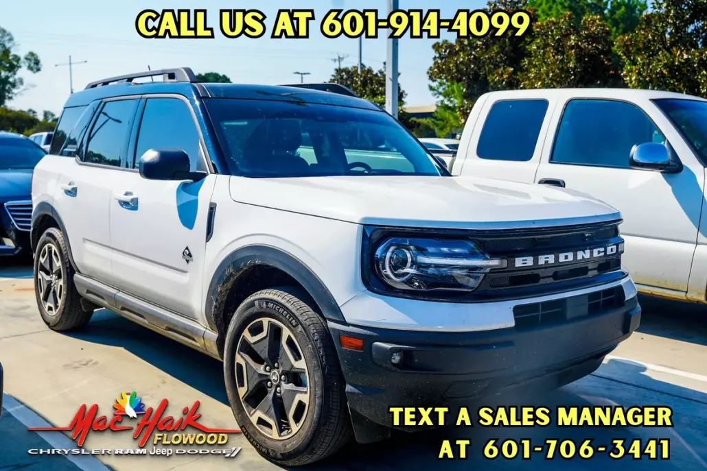 2024 Ford Bronco Sport Outer Banks photo 1