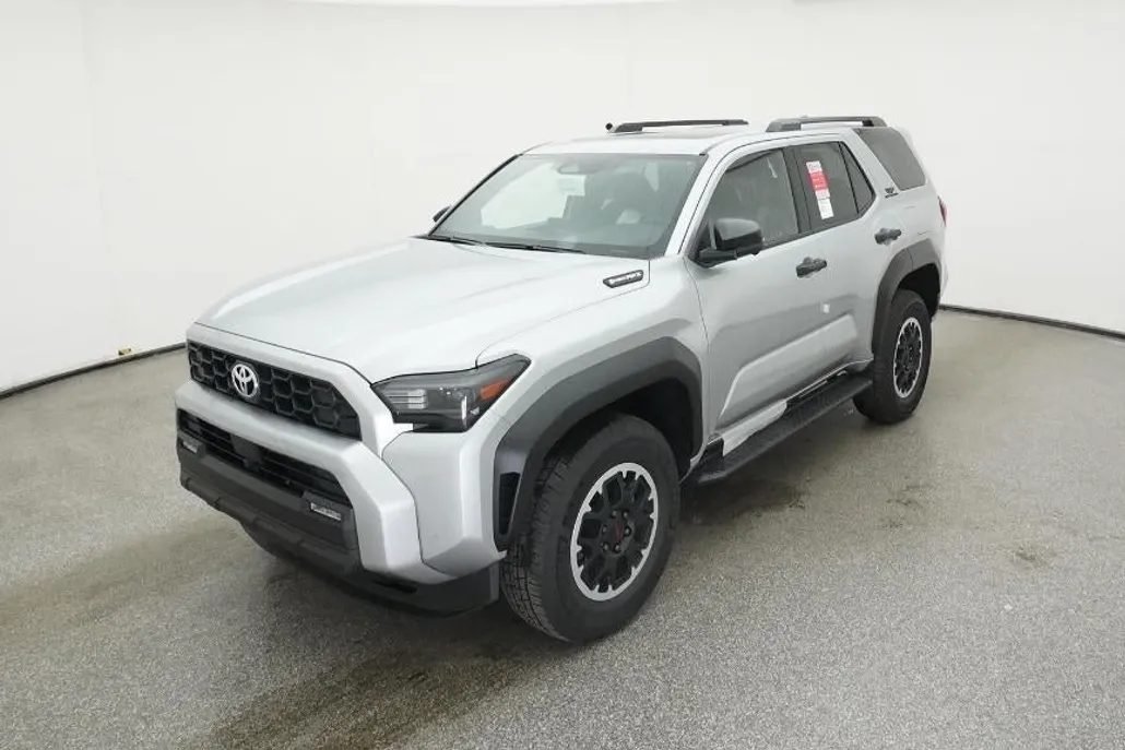 2025 Toyota 4Runner TRD Off-Road Premium photo 1