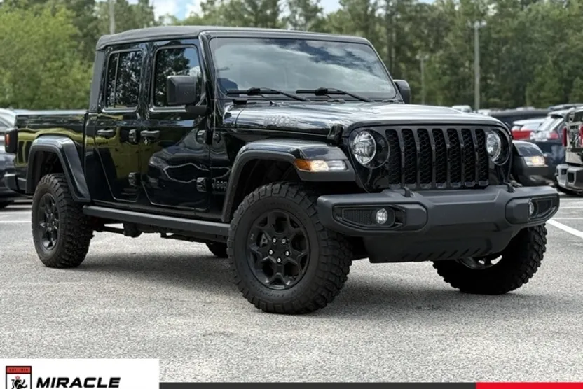 2023 Jeep Gladiator Willys photo 1