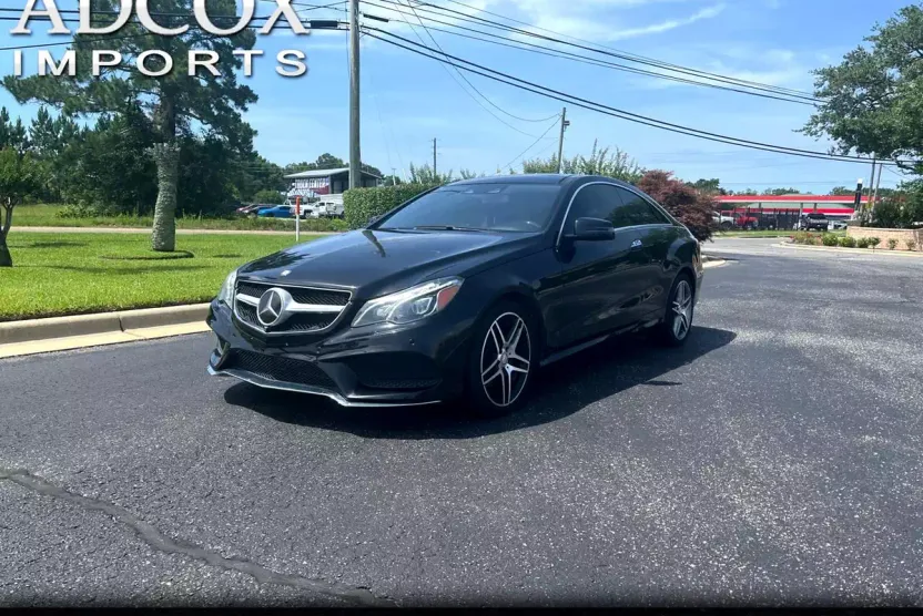 2017 Mercedes Benz E 400 4MATIC Coupe photo 1