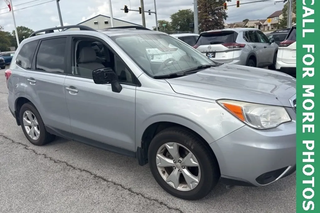 2015 Subaru Forester 2.5i Premium photo 1