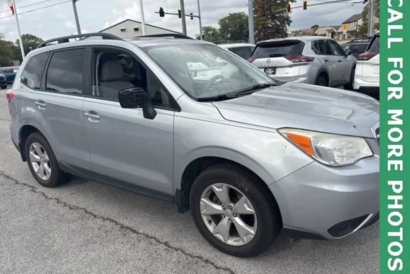 2015 Subaru Forester 2.5i Premium photo 1
