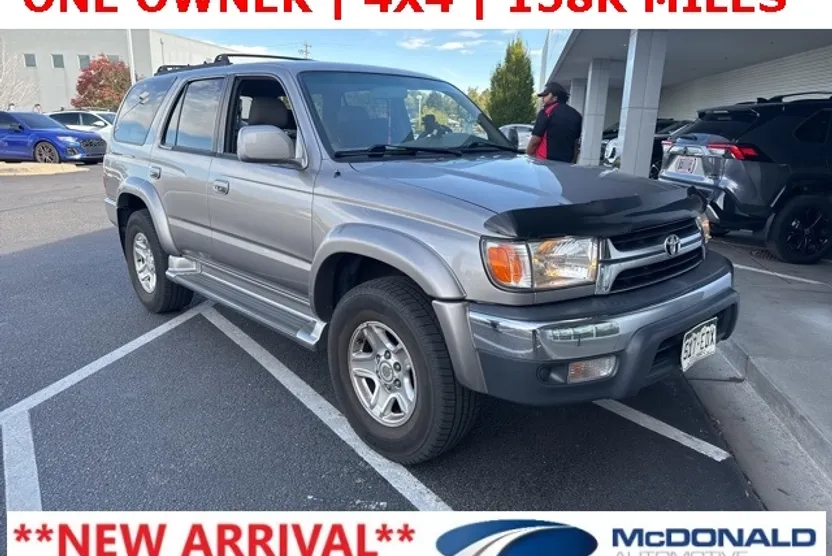 2002 Toyota 4Runner SR5 photo 1