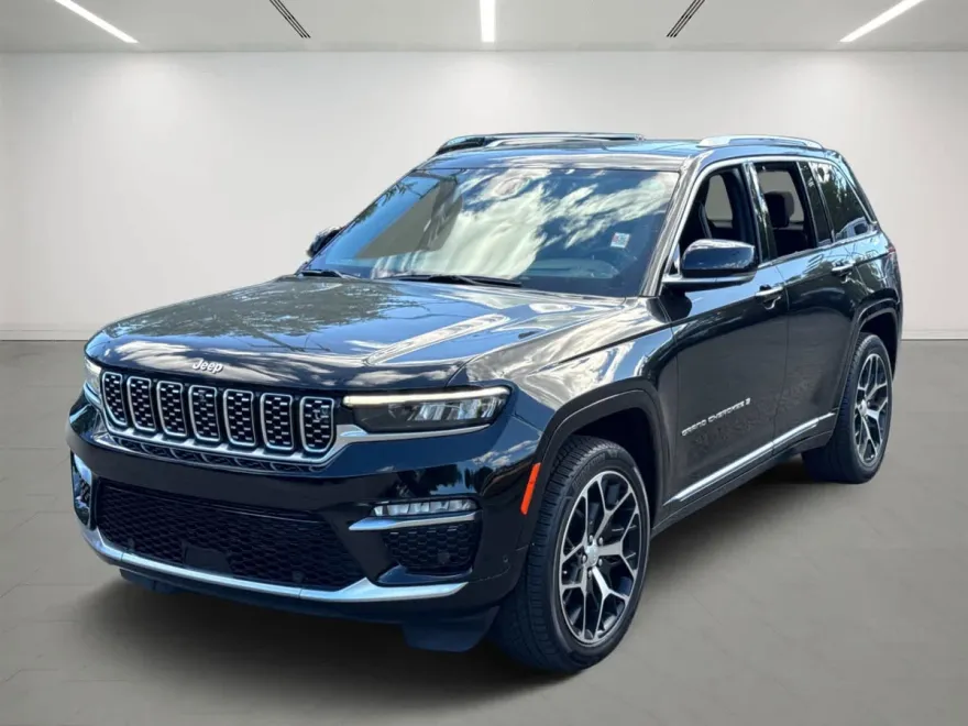 2022 Jeep Grand Cherokee Summit Reserve photo 1