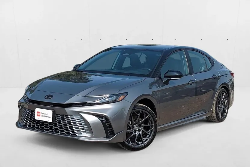 2025 Toyota Camry XSE photo 1