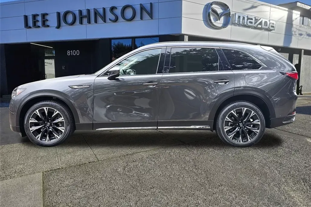 2024 Mazda CX-90 Plug-in Hybrid Premium photo 1