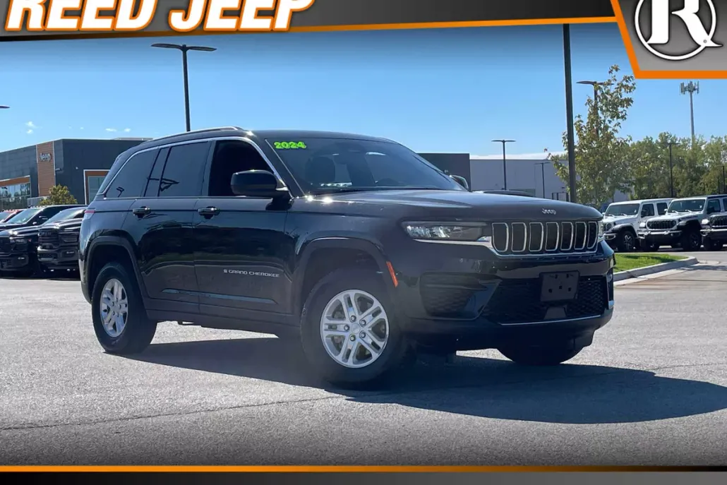 2024 Jeep Grand Cherokee Laredo photo 1