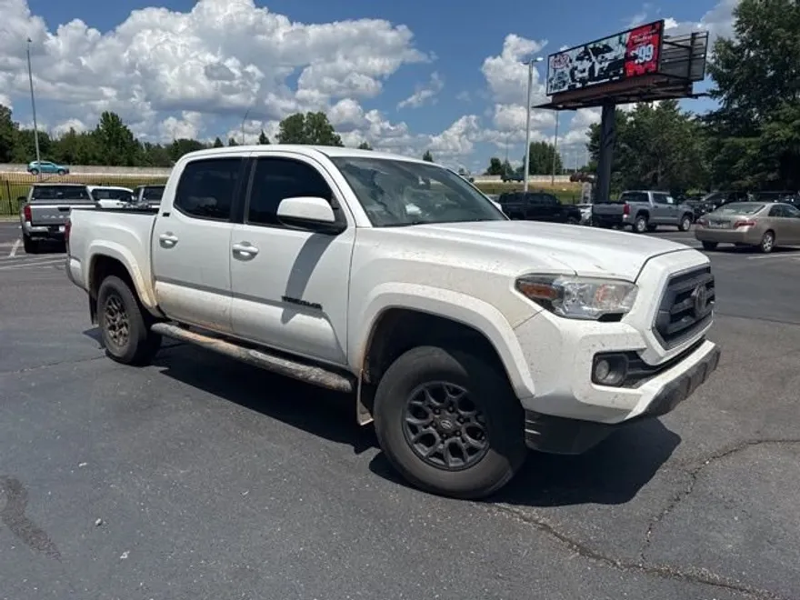 2020 Toyota Tacoma SR5 V6 photo 1