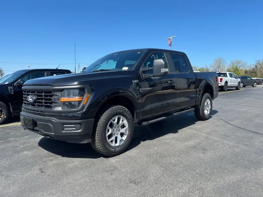 2025 Ford F-150 XL photo 1