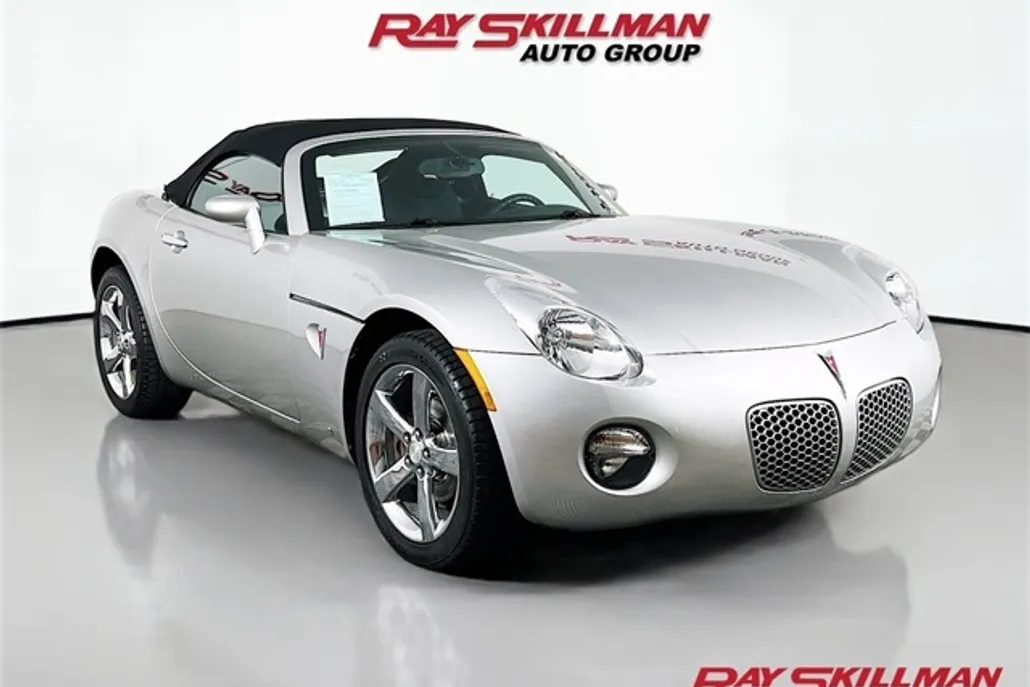 2008 Pontiac Solstice Base photo 1