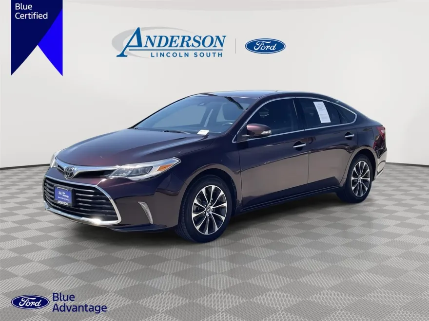 2018 Toyota Avalon XLE photo 1
