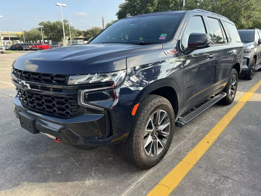 2023 Chevrolet Tahoe Z71 photo 1