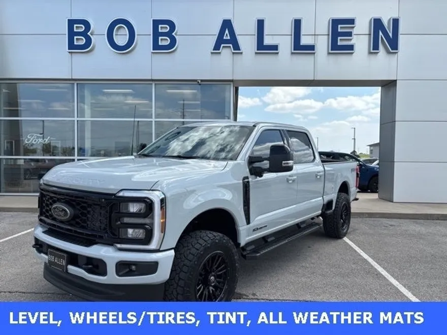 2025 Ford F-250 photo 1