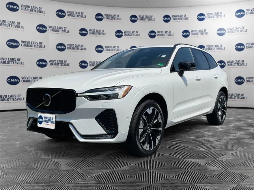 2026 Volvo XC60 B5 Plus photo 1