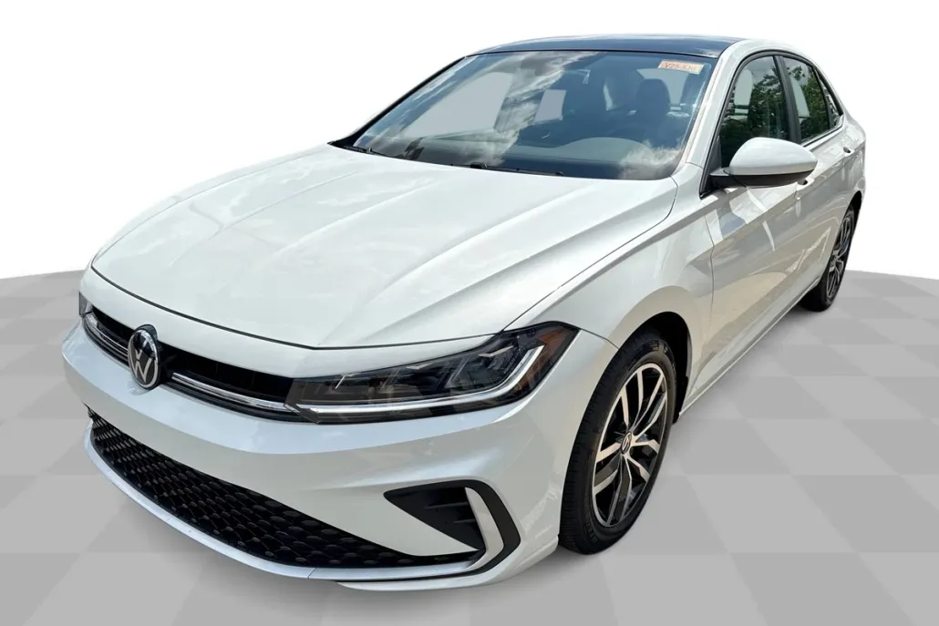 2025 Volkswagen Jetta SE photo 1
