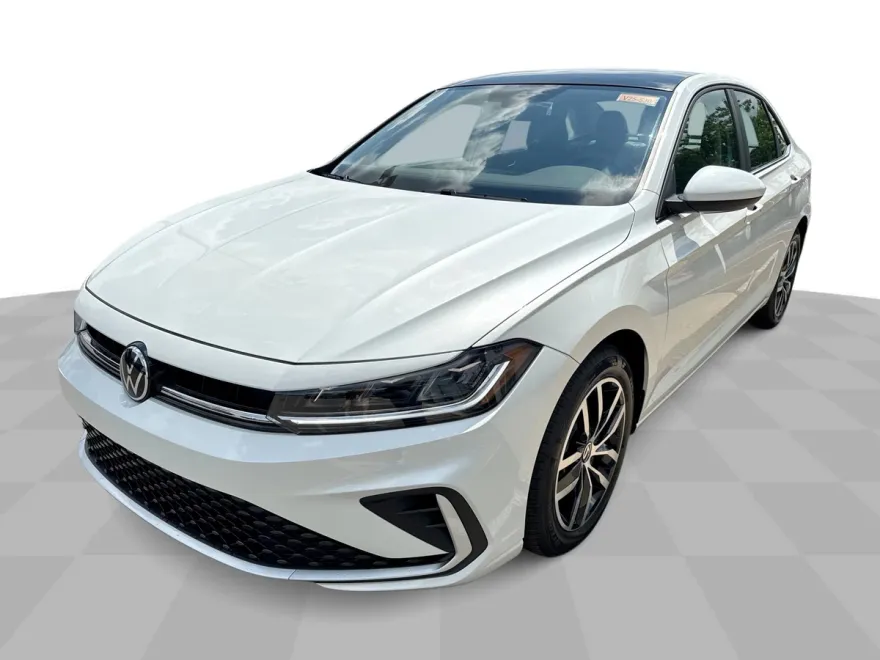 2025 Volkswagen Jetta SE photo 1