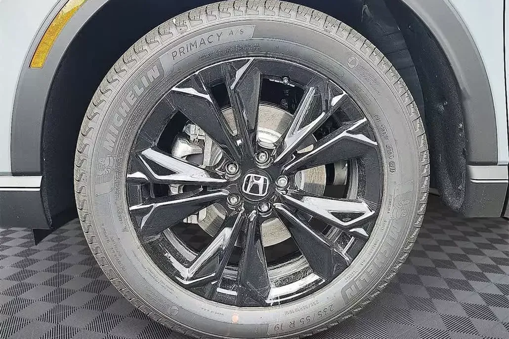 2026 Honda CR-V Hybrid Sport Touring photo 1