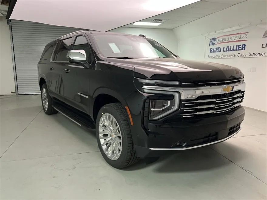 2026 Chevrolet Suburban Premier photo 1