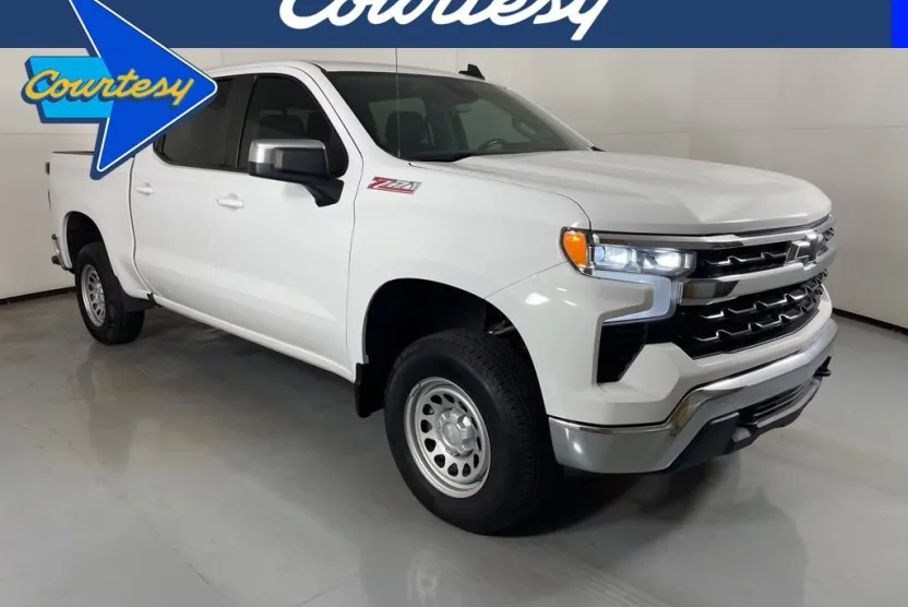 2022 Chevrolet Silverado 1500 LT photo 1