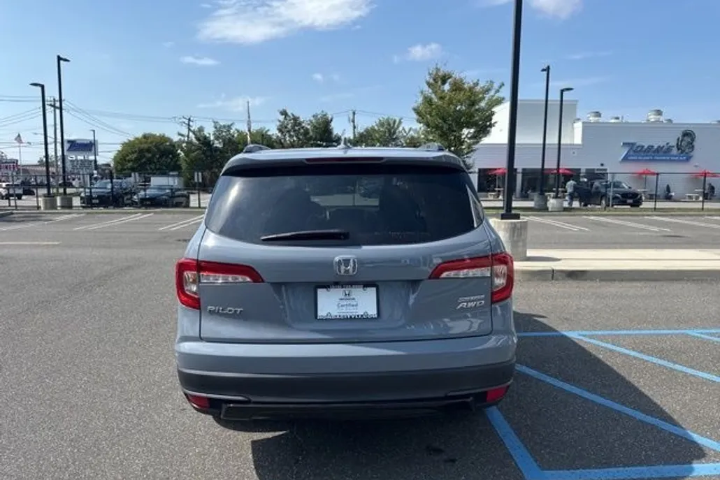 2022 Honda Pilot Special Edition photo 1