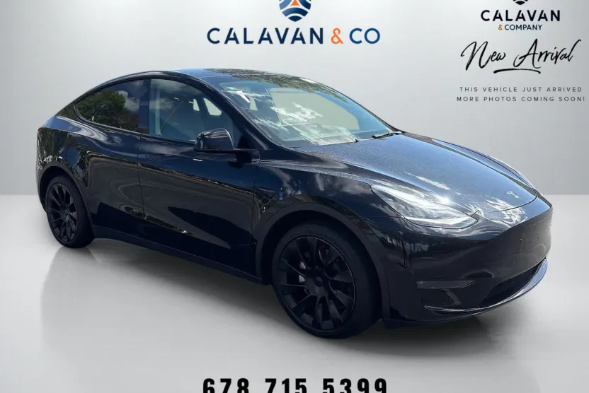 2023 Tesla Model Y Long Range photo 1