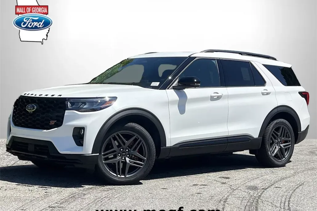 2025 Ford Explorer ST photo 1
