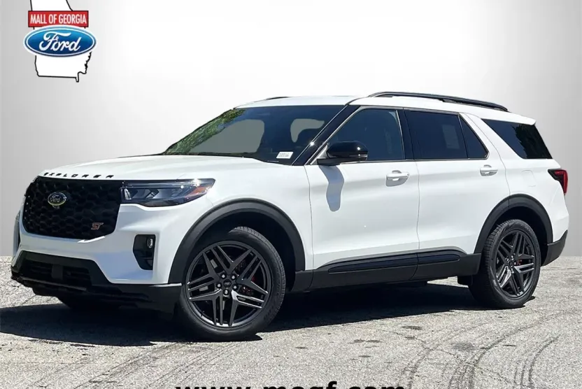 2025 Ford Explorer ST photo 1