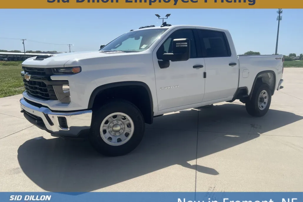2025 Chevrolet Silverado 2500HD photo 1
