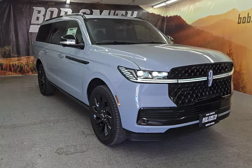 2025 Lincoln Navigator L Reserve photo 1