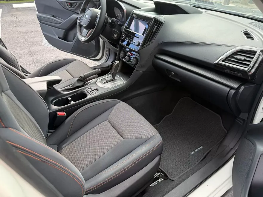 2019 Subaru Crosstrek Premium photo 1