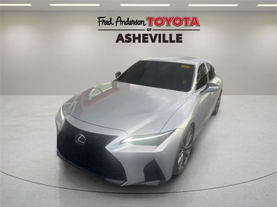 2024 Lexus IS 350 F SPORT photo 1